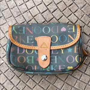 Authentic Vintage Dooney & Bourke Y2K wristlet
